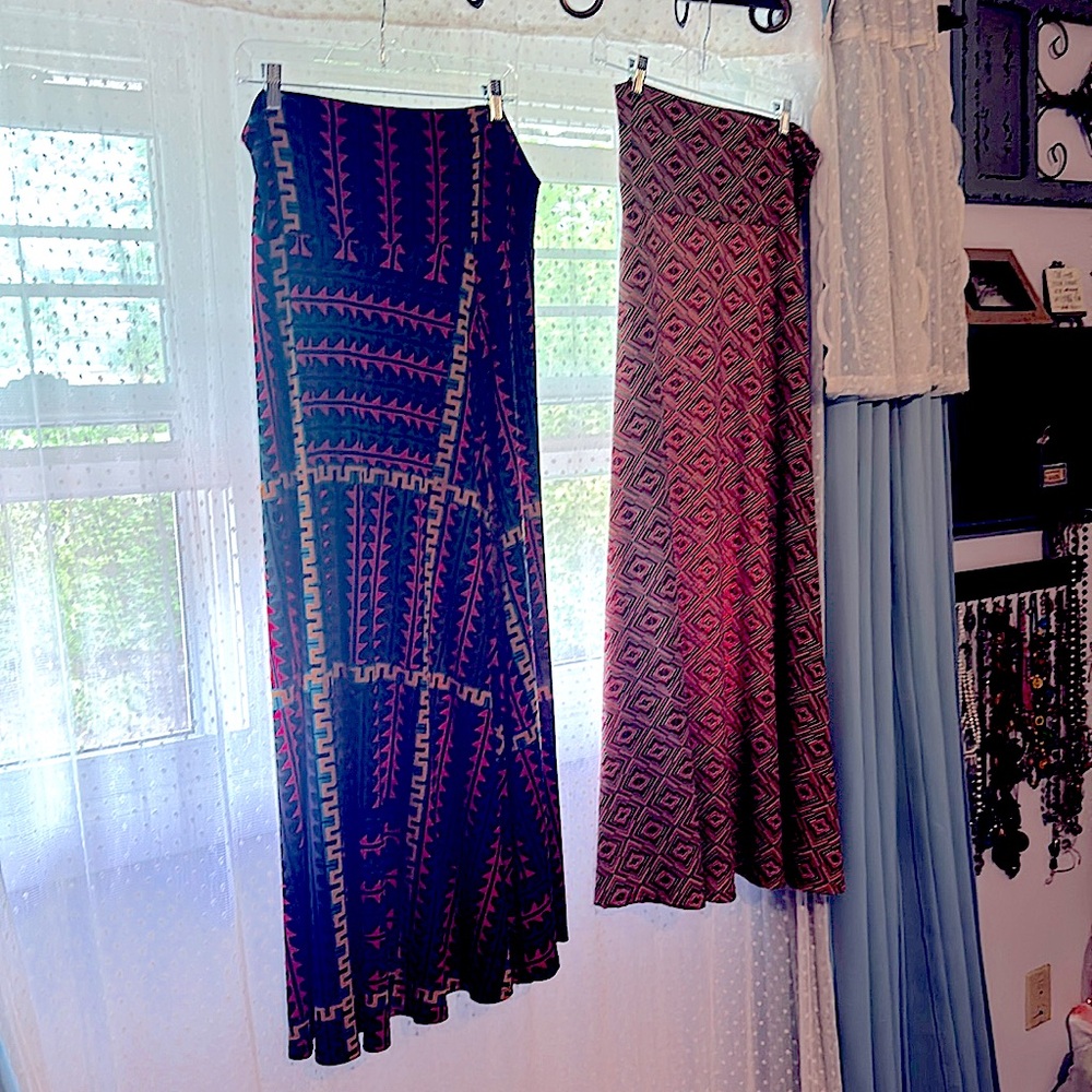 Lot of 2 LuLaRoe VIBRANT colored maxi skirts! Size Medium-fantastic shape!